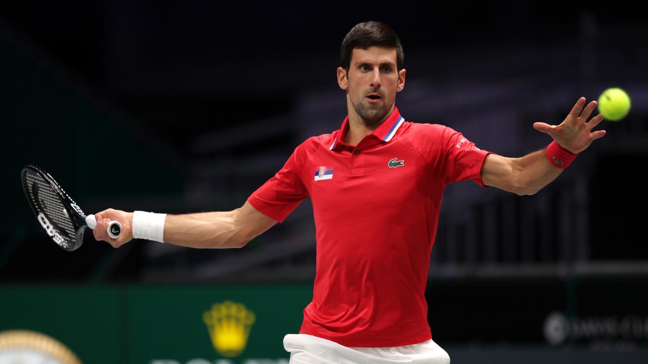Novak Djokovic thắng trận đơn